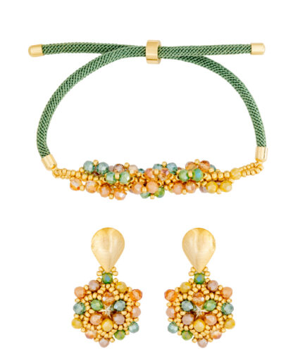Juego de joyería artesanal multicolor con pulsera ajustable y aretes llamativos